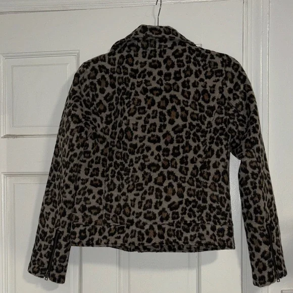 Cupcakes & cashmere Leopard Jacket - Picture 3 of 4